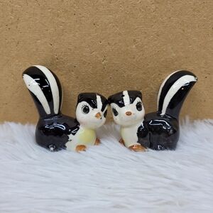 Vintage Skunk Salt & Pepper Shaker Set